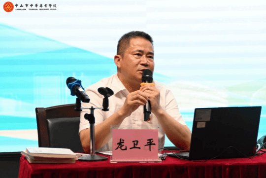 着力锻造一支政治过硬