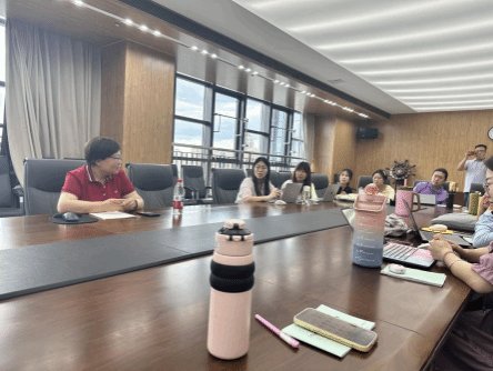 深化对职业巴黎人940老品牌宣布成为